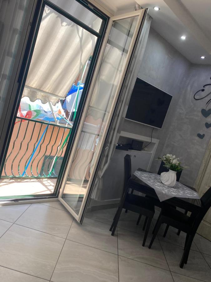 Mare Fuori Appartment Napoli Nápoles Exterior foto